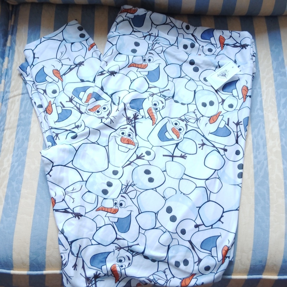 Disney Parks NWT Leggings w/ Olaf Print Multicolor Size 2X
